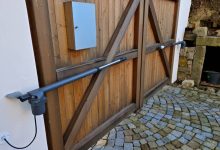 top-benefits-of-installing-a-single-swing-gate-opener-for-residential-driveways